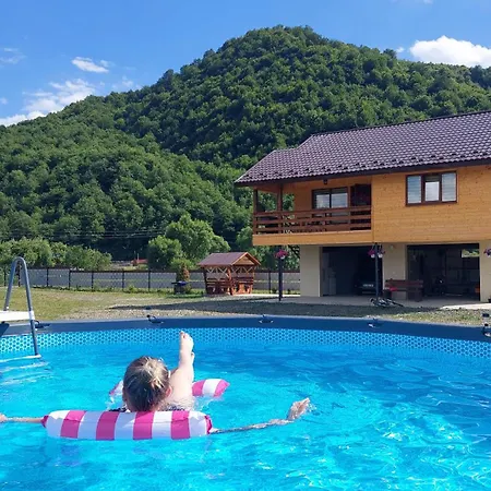 файний будинок בית נופש *