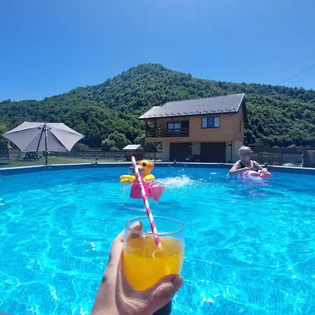 файний будинок בית נופש *